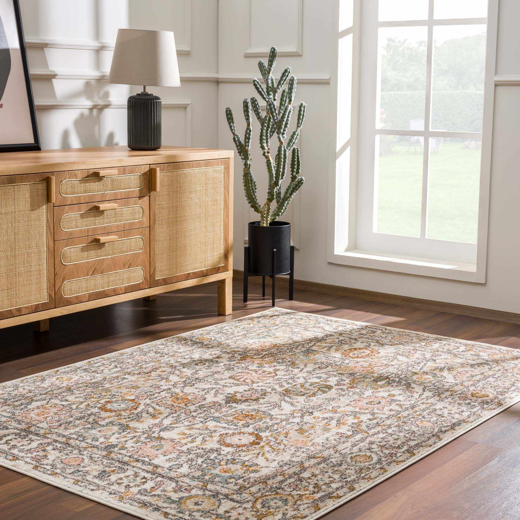 Herstmonceux Traditional Area Rug — Warm, Vintage-Inspired Pile