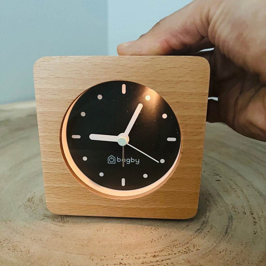 Bagby Minimalist Silent Alarm Clock – Wood Frame