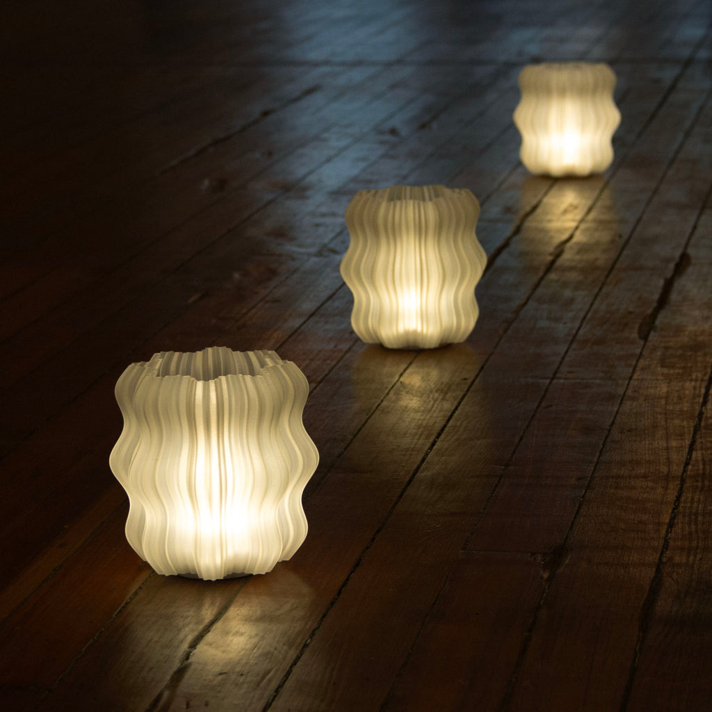 Mini Wavy Cordless Sculptural Table Lamp