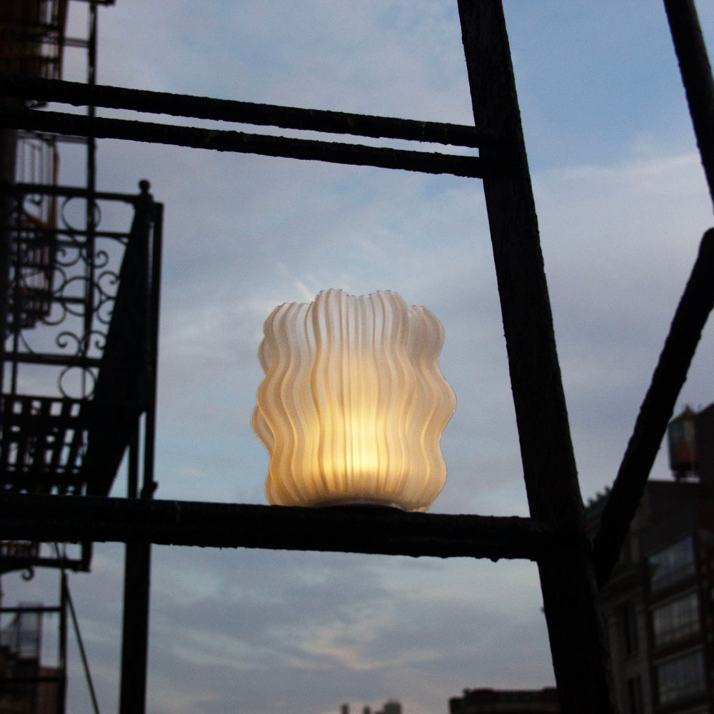 Mini Wavy Cordless Sculptural Table Lamp