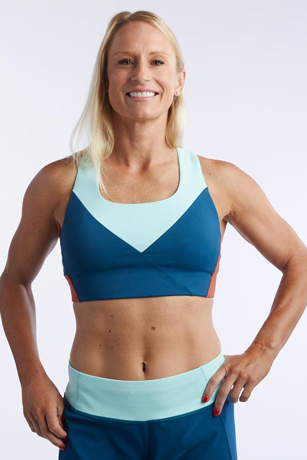 Pionxr Color-Block Bra Top — High-Impact Studio Style