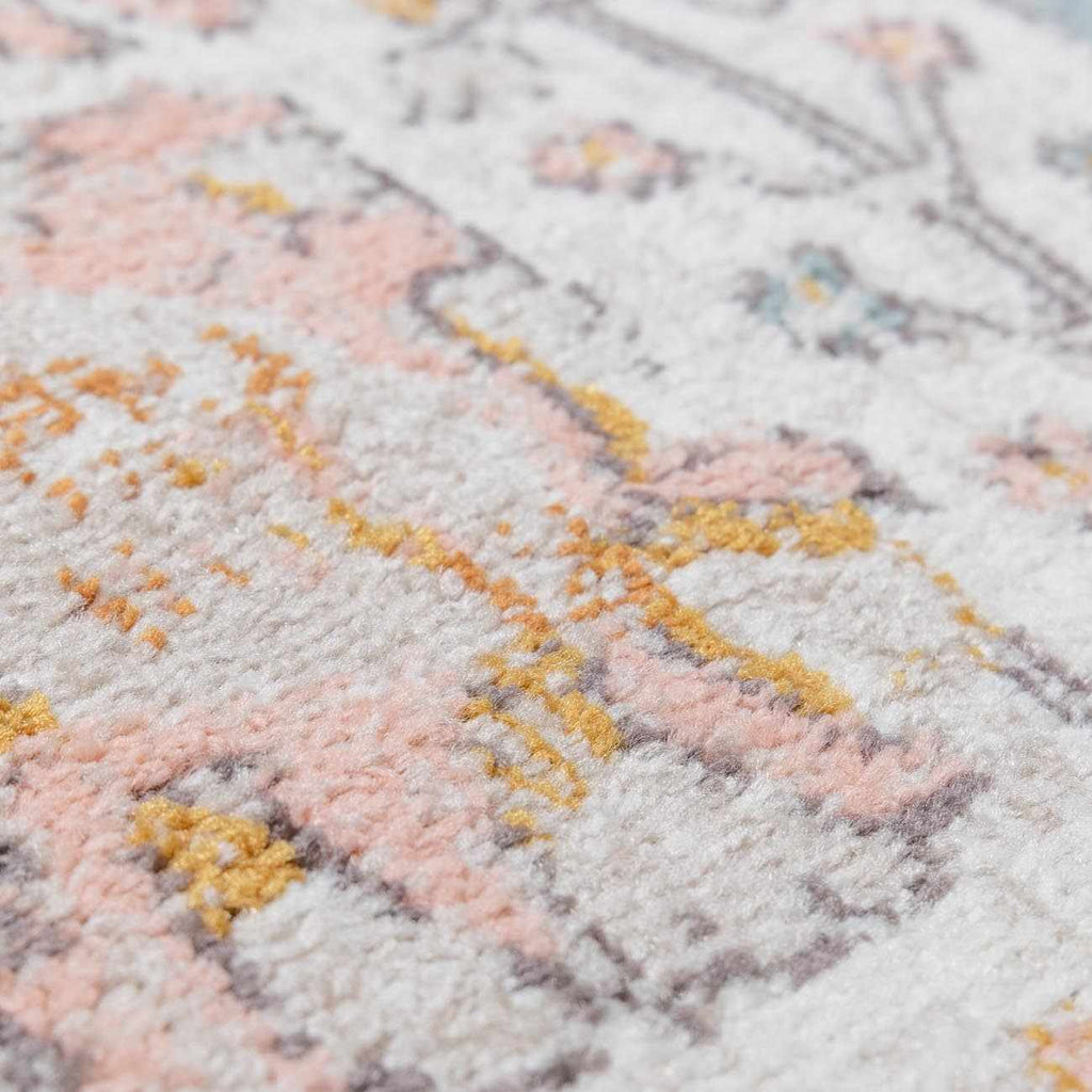Herstmonceux Traditional Area Rug — Warm, Vintage-Inspired Pile