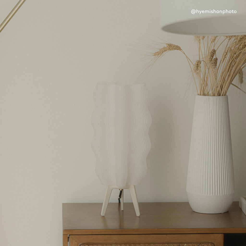 Wavy Sculptural Table Lamp | Recycled Plastic