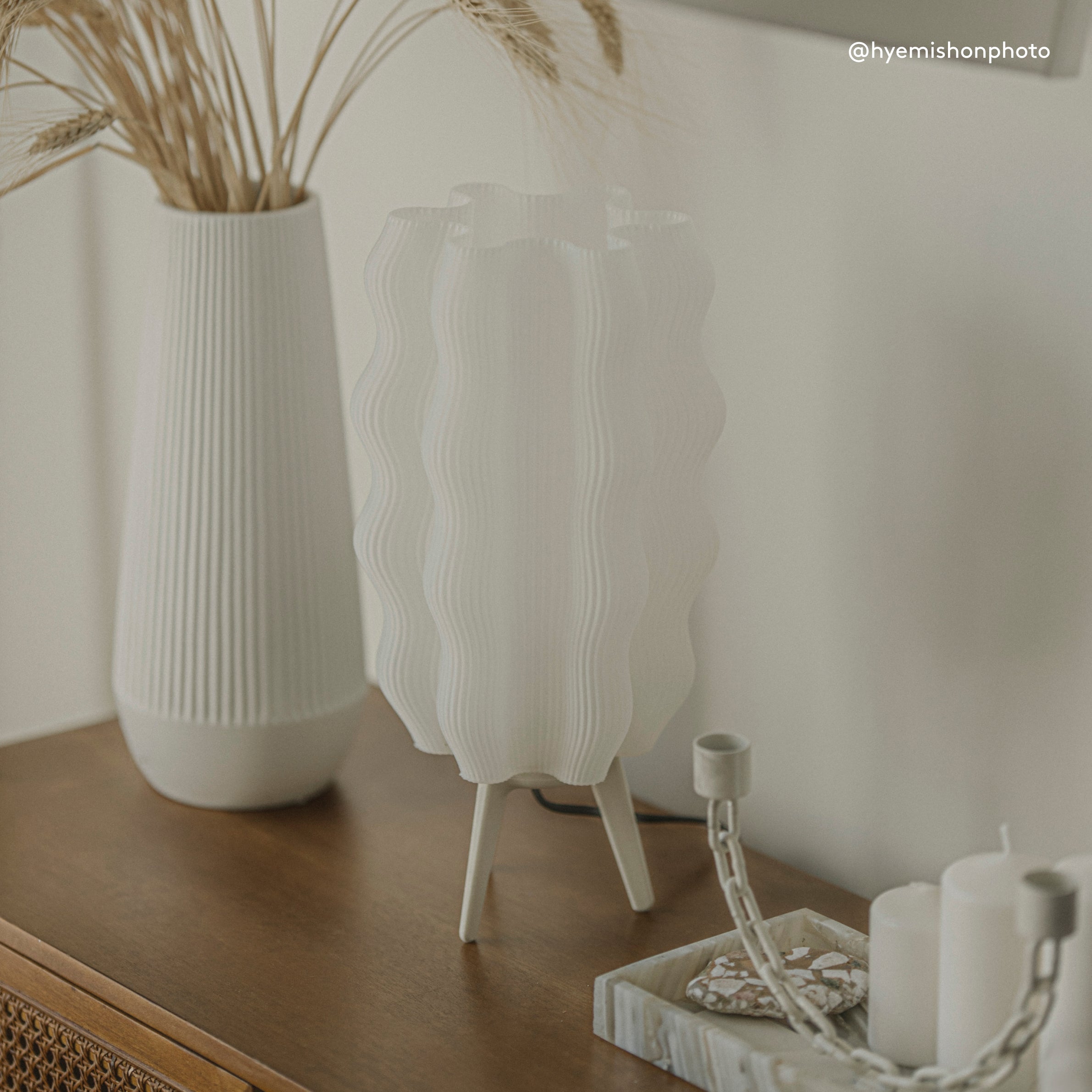 Wavy Sculptural Table Lamp | Recycled Plastic