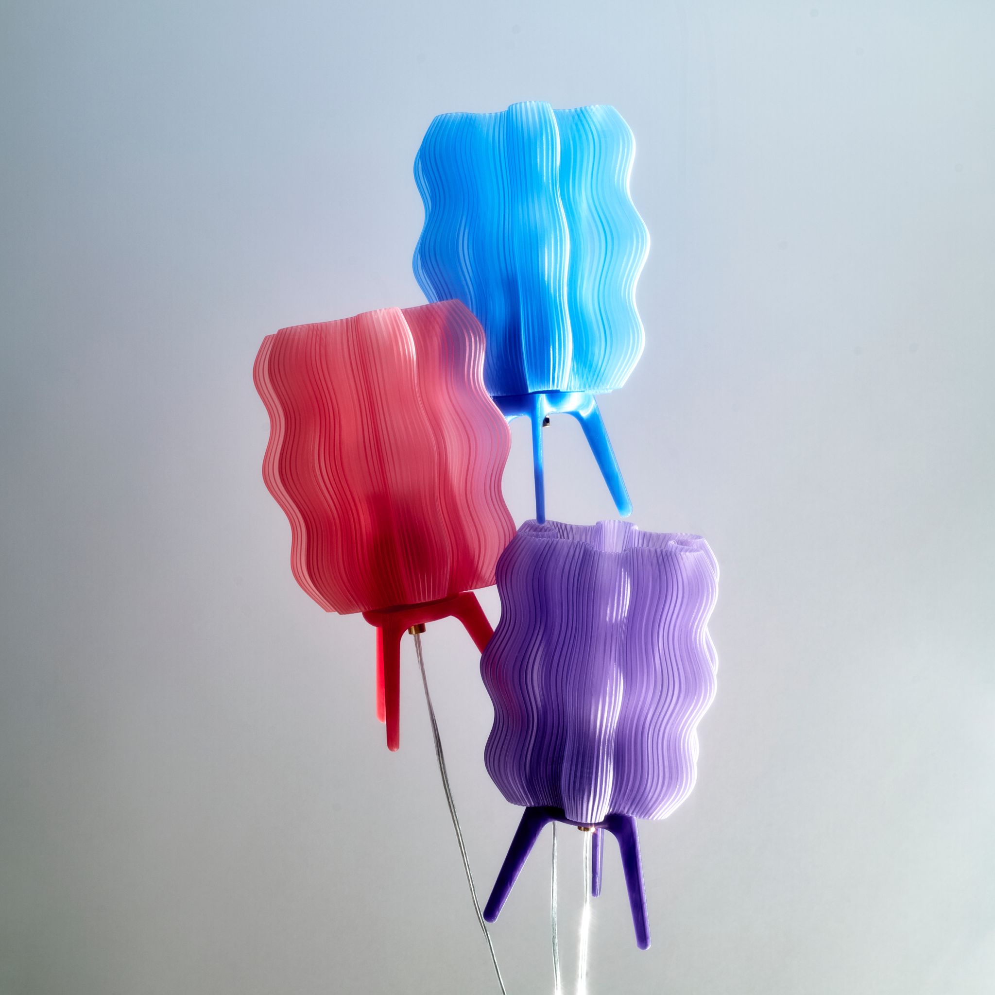 Wavy Sculptural Table Lamp | Recycled Plastic