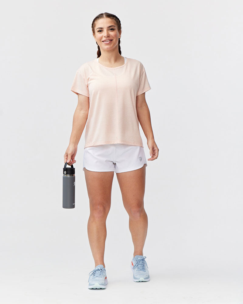 Women's relaxed-fit performance workout top in a soft, everyday style