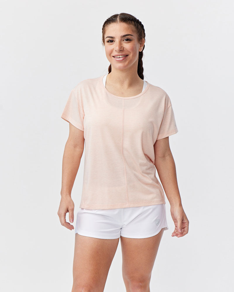Women's relaxed-fit performance workout top in a soft, everyday style